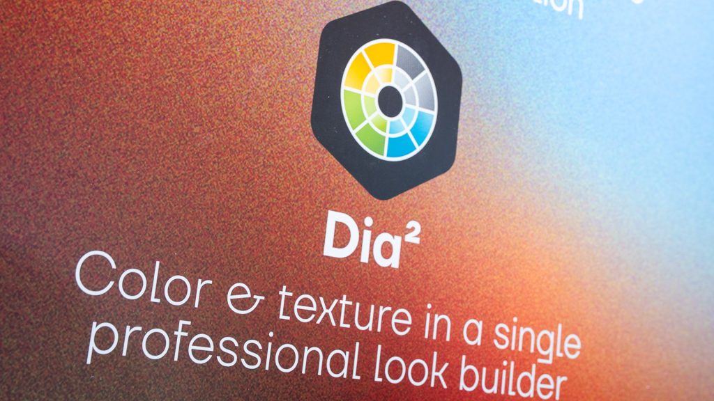 HAL Picture Dia Squared logo: color and texture in a single professional look builder
